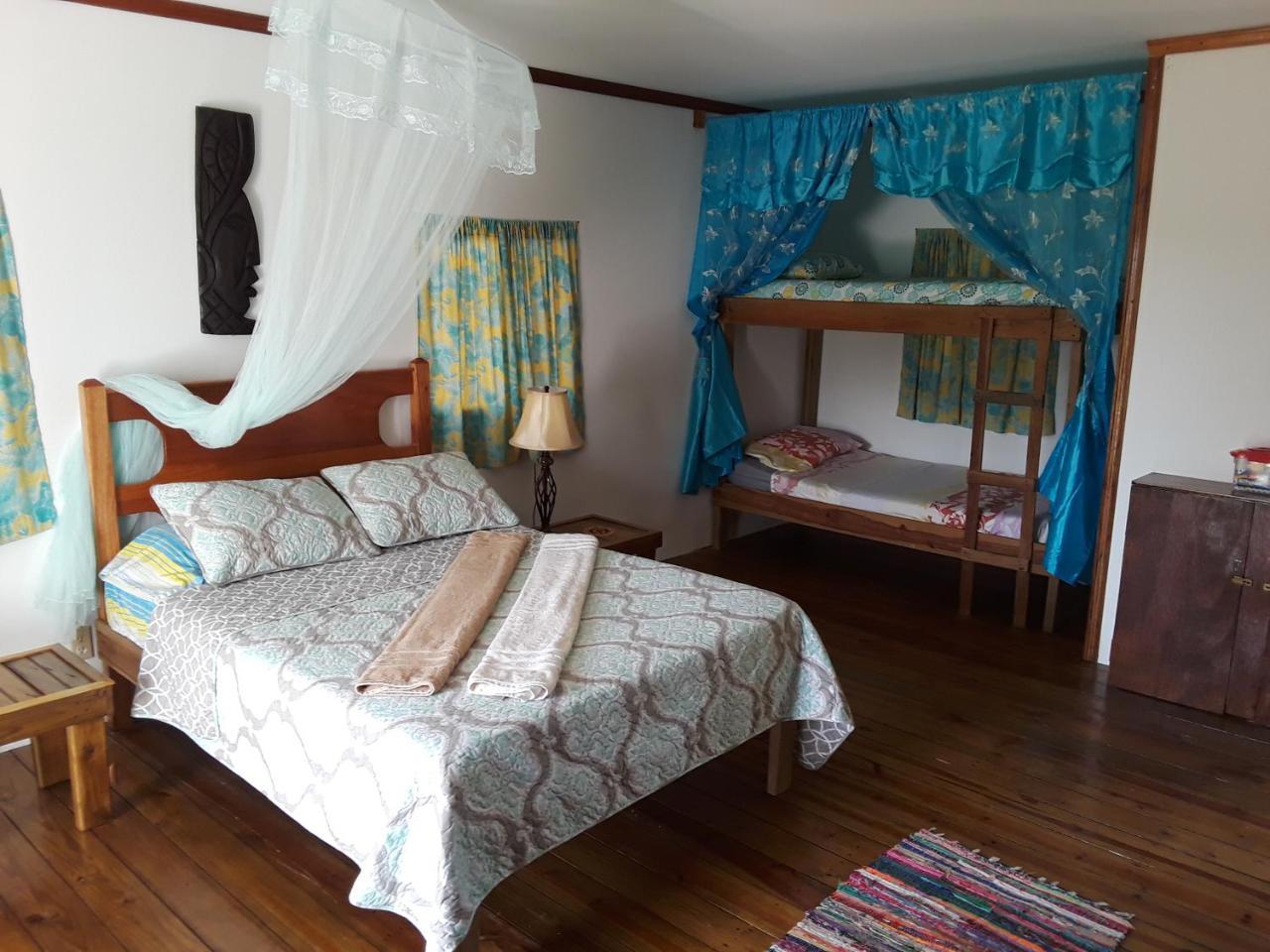 Hidden Haven Hostel Unitedville Luaran gambar